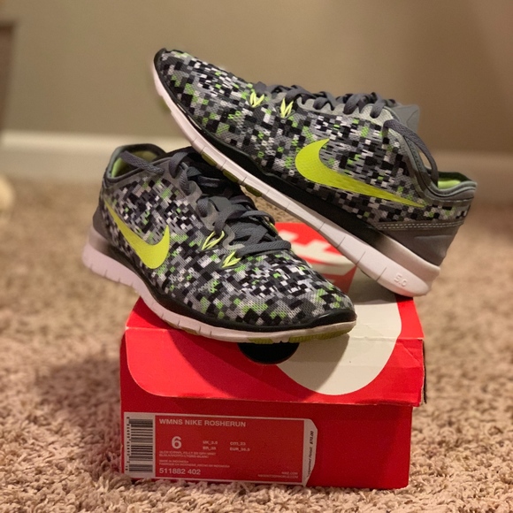 WOMENS NIKE RUNNING - Picture 1 of 1